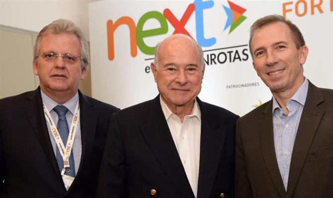 Ernani Silva, da Ernanitur, Erick Vasconcelos, da Secretaria de Turismo de Fortaleza, Guillermo Alcorta, da PANROTAS, e Rodrigo Pereira, também da Secretaria de Turismo de Fortaleza