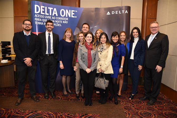 Equipe da Delta Air Lines reunida no evento