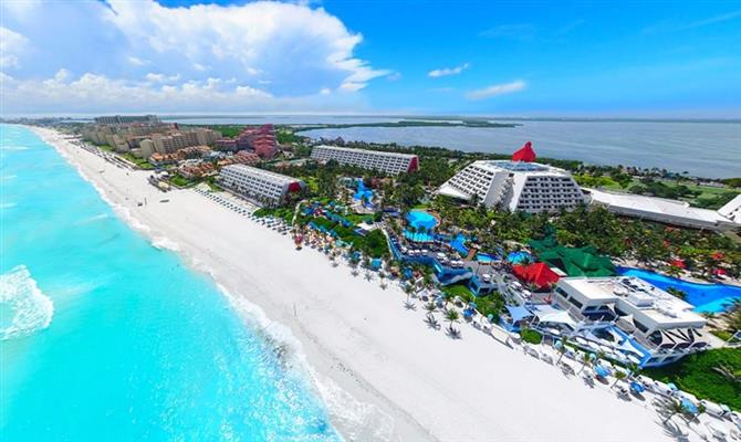 Cancun é o primeiro do ranking de destinos internacionais mais populares durante o feriado