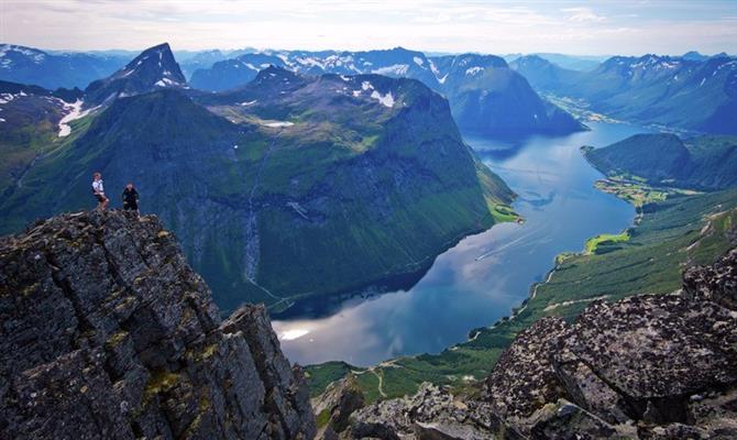 Tradicionalmente, a Noruega valoriza a natureza