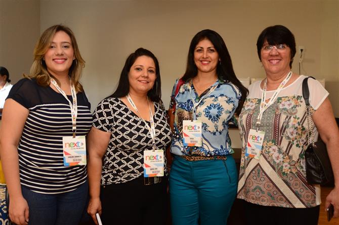 Eliane Campos, da Rextur Advance, Ana di Sicco, da Hello Viagens, Lydiane Fukayama, da Rextur Advance, e Angelo Marcolin, também da Rextur Advance