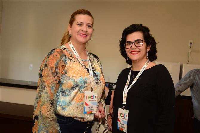 Eliane Campos, da Rextur Advance, Ana di Sicco, da Hello Viagens, Lydiane Fukayama, da Rextur Advance, e Angelo Marcolin, também da Rextur Advance