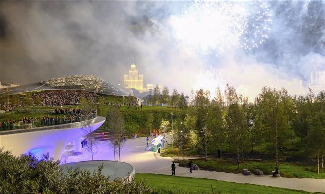 A inauguração do parque aconteceu no mesmo dia do aniversário de 870 anos de Moscou