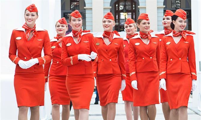 Aeromoças representadas pela Aeroflot na comemoração do Dia Internacional das Comissárias de Bordo