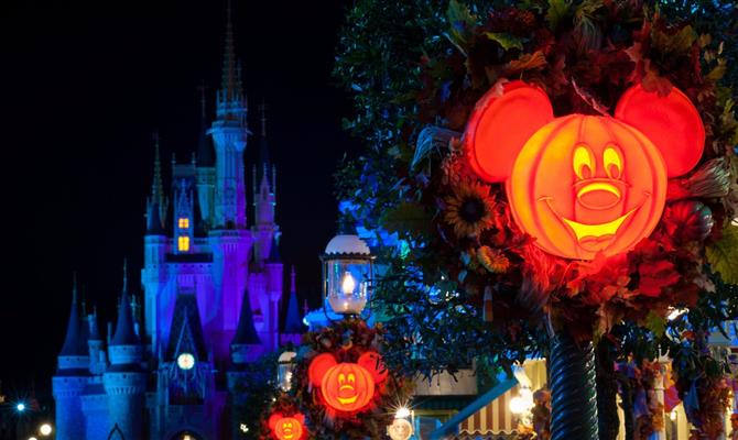 Disney Halloween em casa: filmes, decoração, fantasias e mais