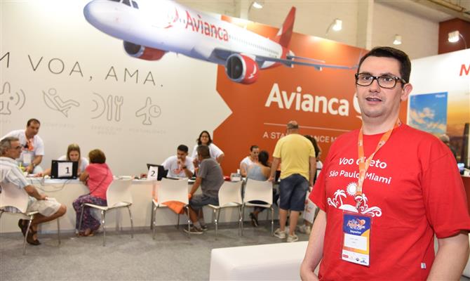 Após duas edições, Avianca aposta alto no Hiper Feirão Flytour com equipe grande e postura de vendedor ao público