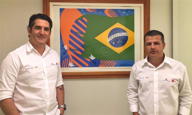 Rafael Calabria, gerente comercial da Flytour Gapnet para Minas Gerais, e Fernando Monteiro, novo contratado, gerente operacional