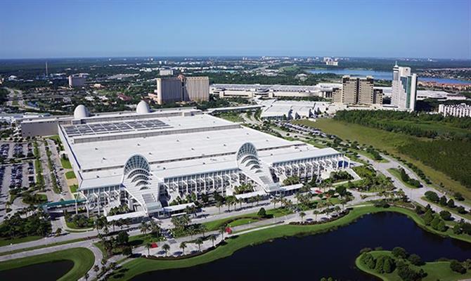 O Orange County Convention Center tem 650 mil metros quadrados e 74 salas de reuniões