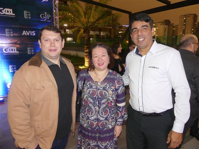 Mayara Souza, Kleverson Guilherme e Marilia Weber (Europlus)