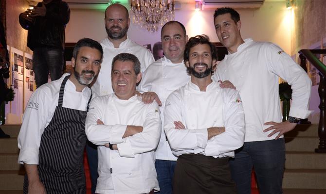 Os chefs Henrique Sá Pessoa, Miguel Laffan e, embaixo, Rui Paula, com Vitor Sobral, José Avillez e Rui Silvestre