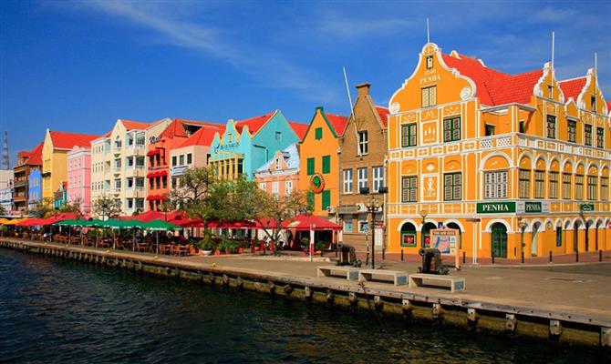 Para visitar Willemstad, capital de Curaçao, será necessária a apresentação do CIVP