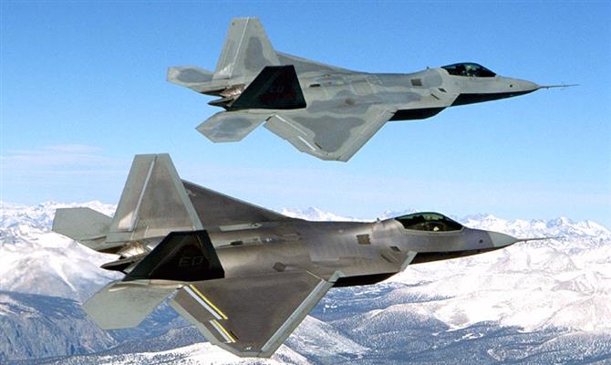 A operação contará com 230 aviões, entre eles, caças F-22 Raptor