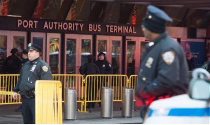 Explosão aconteceu no subsolo terminal de ônibus Port Authority; suspeito teria se inspirado no Estado Islâmico
