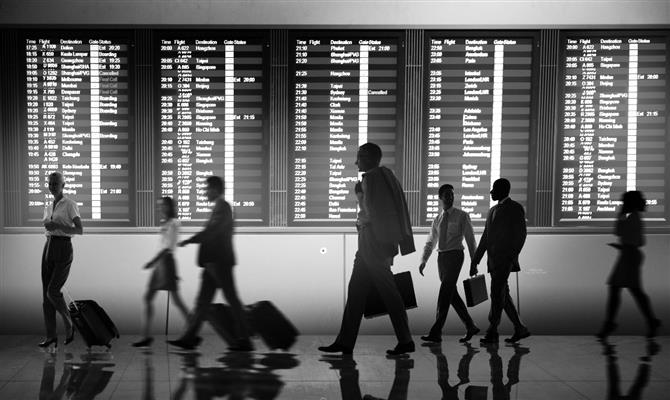 Com pandemia, aéreas perderam US$ 35 bi em viagens corporativas