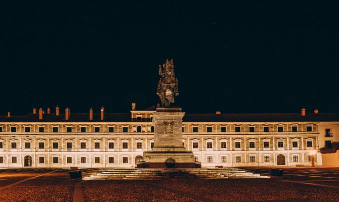 Vila Viçosa é sede do famoso palácio Paço Ducal