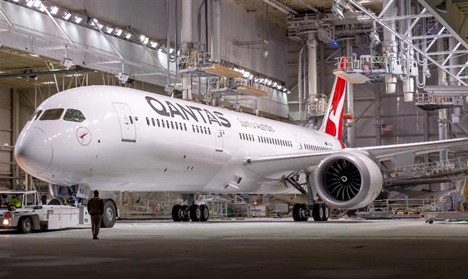 O primeiro B787-9 Dreamliner entregue à Qantas