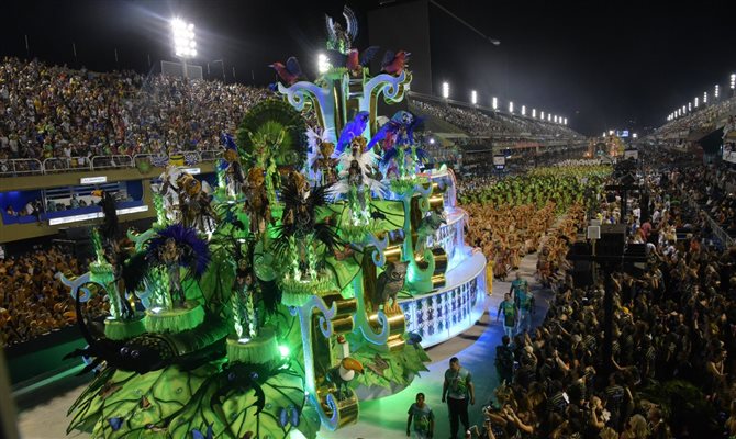Mais de 230 mil empresas estão ligadas ao Carnaval do Rio de Janeiro