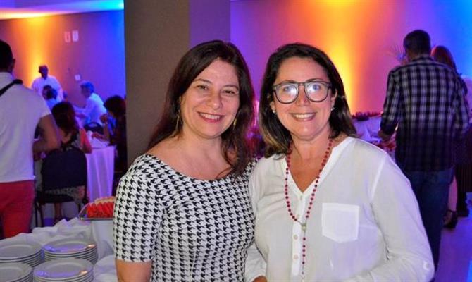 Beth Bauschwitz com a secretária de Turismo de Guamaré (RN), Mauricéia Cavalcante: mulheres predominam nas secretarias de Turismo do RN