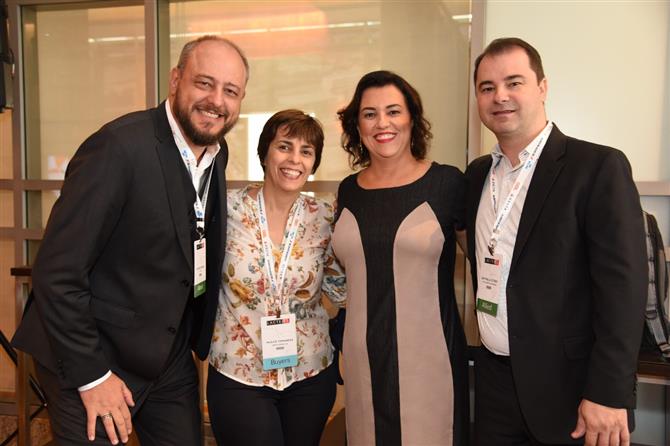 Ney Neto, da MCI Brasil, palestra durante primeira sessão do evento