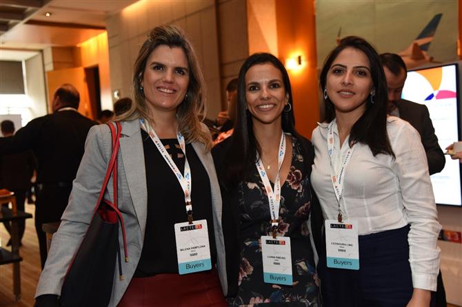 Ney Neto, da MCI Brasil, palestra durante primeira sessão do evento