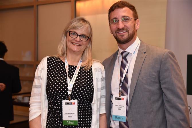 Ney Neto, da MCI Brasil, palestra durante primeira sessão do evento
