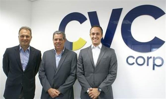 Luiz Fernando Fogaça, CEO, Luiz Eduardo Falco, presidente do Conselho da CVC Corp, e Leopoldo Saboya, CFO que deixa a empresa