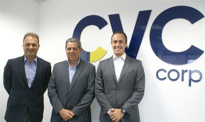Luiz Fernando Fogaça, futuro CEO, Luiz Eduardo Falco, que deixa o cargo em 2018, e Leopoldo Saboya, recém-chegado e futuro CFO da CVC Corp
