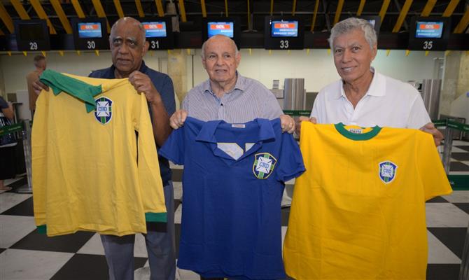 Mengálvio, Pepe e Clodoaldo; campeões das Copas de 62, 58 e 70, respectivamente