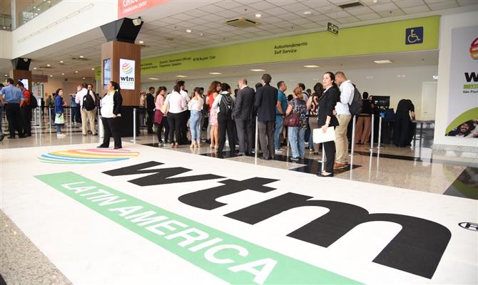 Entrada da WTM seguiu movimentada durante tarde desta terça (3)