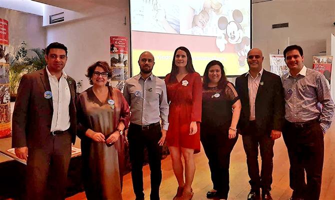 Michel Moriale, Marta Lima, ambas da RCA Campinas, Fabiano Araújo, da RCA Disney, Gabriela Delai, da Disney, Letícia Vonah e Tiago Ginefra, ambos da RCA Campinas, e Fernando Nobre, da RCA São Paulo