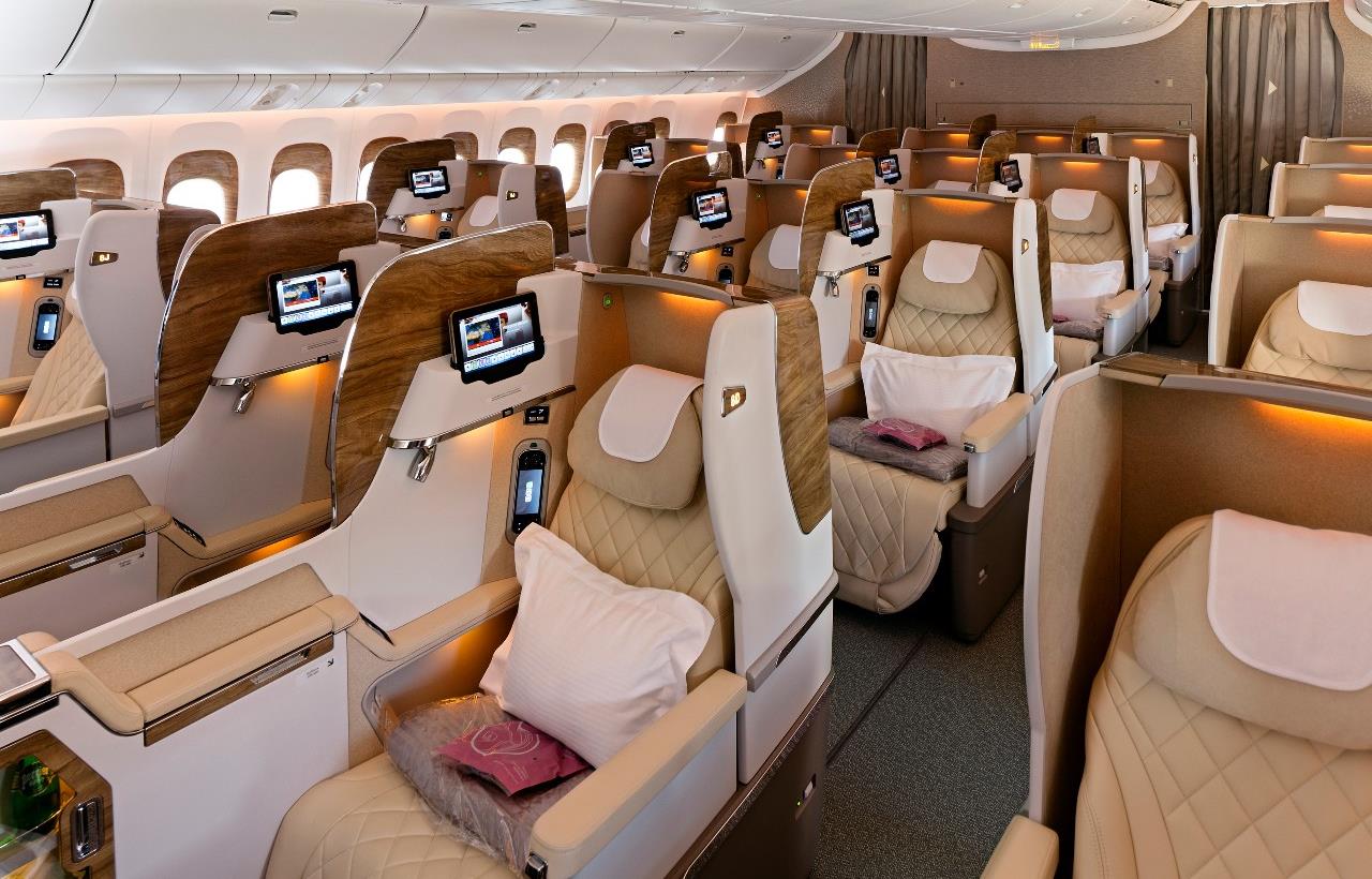 Novos assentos da classe executiva dos Boeing 777-300ER