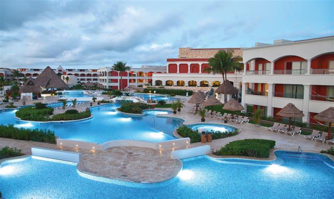 Hard Rock Riviera Maya é um dos que aderiu ao sistema All Inclusive; hotéis em Punta Cana, Vallarta e Cancún completam a lista