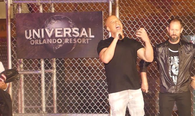 Vin Diesel comemora abertura do novo espaço