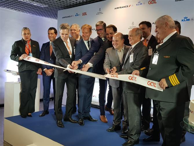 Cerimônia de inauguração contou com a cúpula da aliança Gol e Air France-KLM, além de autoridades locais