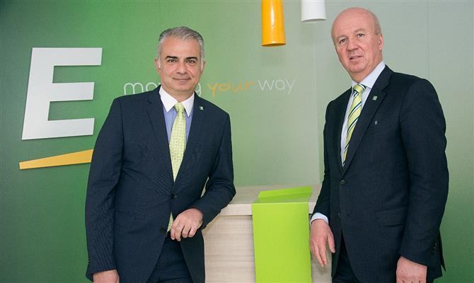 CEO da Europcar Brasil, Paulo Gaba Jr., com o diretor de Cobertura Internacional da Europcar, Marcus Bernhardt, na matriz da empresa, em São Paulo