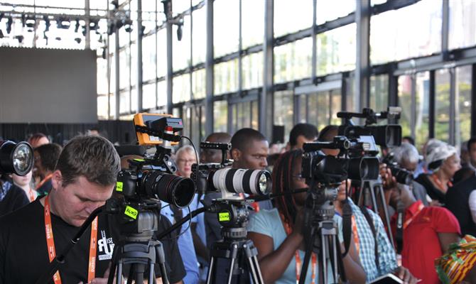 Olhos e câmeras voltados para a cerimônia oficial de abertura da Africa's Travel Indaba 2018