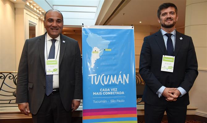  Juan Manzur, governador de Tucumán, com  Sebastián Giobellina, ministro de Turismo da província