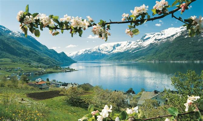 Noruega também tem lindas paisagens na primavera