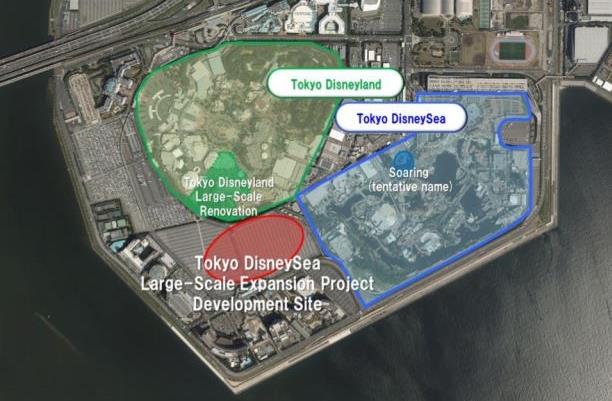 Novo porto temático e demais áreas da expansão serão construídas no espaço vermelho do mapa; em azul o Tokyo Disney Sea, e em verde, o Tokyo Disneyland