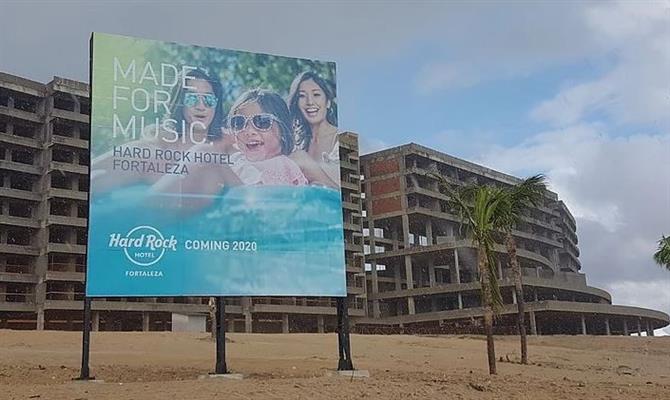 Na Praia da Lagoinha, empreendimento deve ser inaugurado em 2020