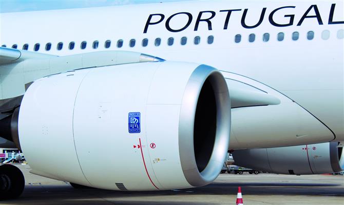 Motores Rolls-Royce equipam parte dos aviões comerciais mais vendidos do mundo