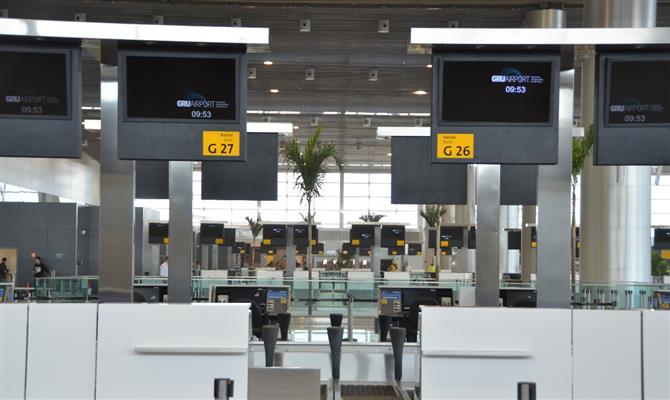 Equipe de comunicação do Aeroporto enviou comunicado quais rotas os passageiros paulistanos podem usar para chegar ao terminal.
