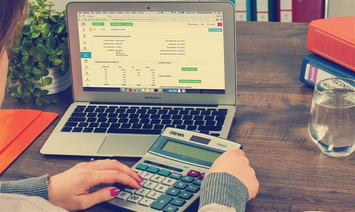 Dificuldade está em enxergar o que acontece entre a negociação e a utilização do serviço
