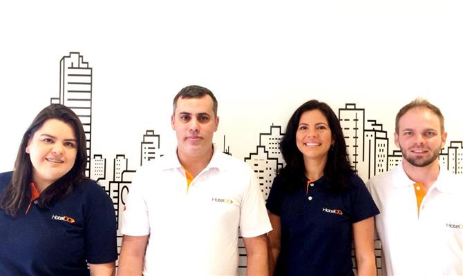 Beatriz Machado, Claudio Brito, Andrea Nunes e Maurício Hoff são os novos executivos de Contas da Hoteldo
