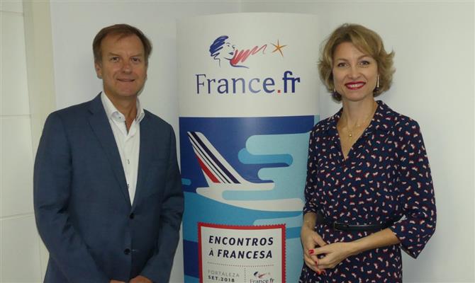 Jean-Marc Pouchol, da Air France-KLM, e Caroline Putnoki, da Atout France