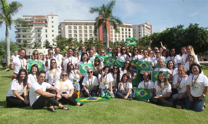 Participantes brasileiros do Mega Fam Fest RCD Hotels no Hard Rock Vallarta, no México