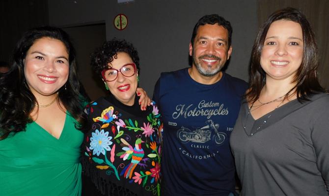 Lucilla Rodrigues e Lilian Zanon, da AT Travel, com Jorge Souza, da Orinter, e Luciene Xavier, do Iberostar, durante encontro