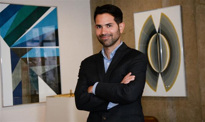 Mateus Coelho, gerente da Site Minder no Brasil, destaca a oportunidade que a empresa traz ao hoteleiro brasileiro com as soluções omni channel