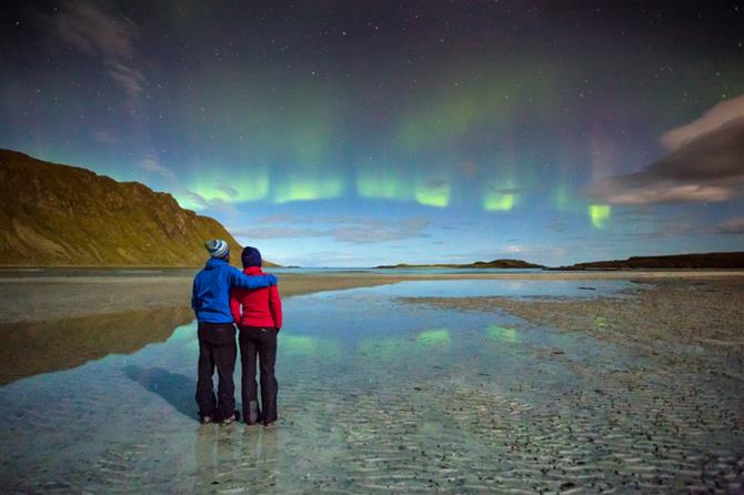 App Norway Lights promete aumentar as chances de ver a aurora boreal usando uma previsão do tempo e probabilidade em tempo real
