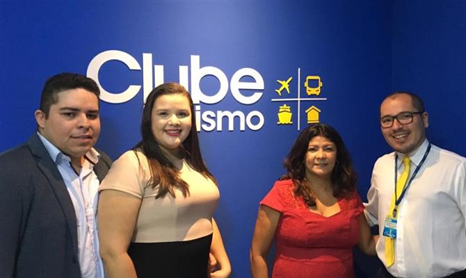 Israel Lucas, Amanda Vieira, Aldeliane Lopes e Herbert Santana, da Clube Turismo